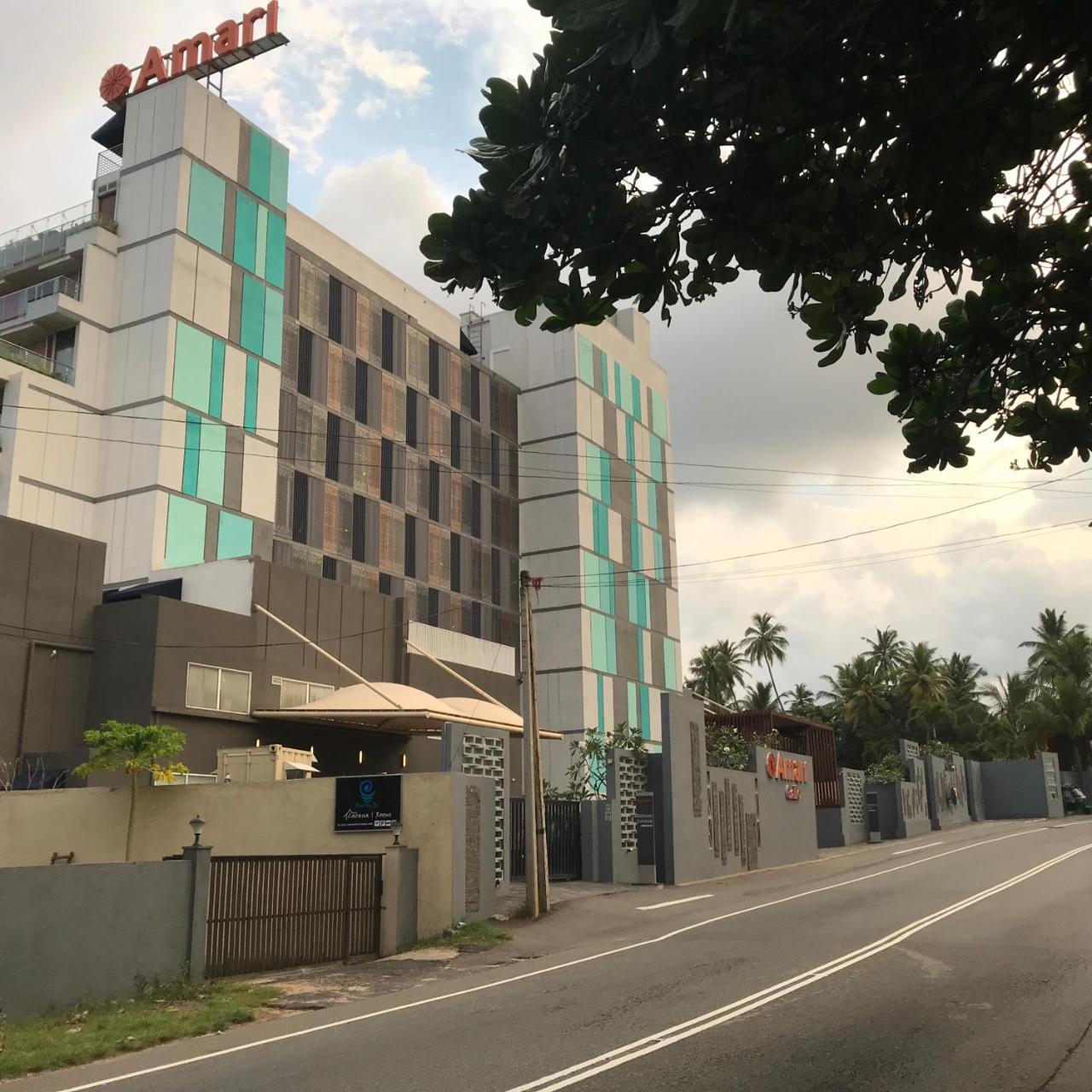 Hotel Beach Rip Rap Cabana And Guest Galle Exterior foto