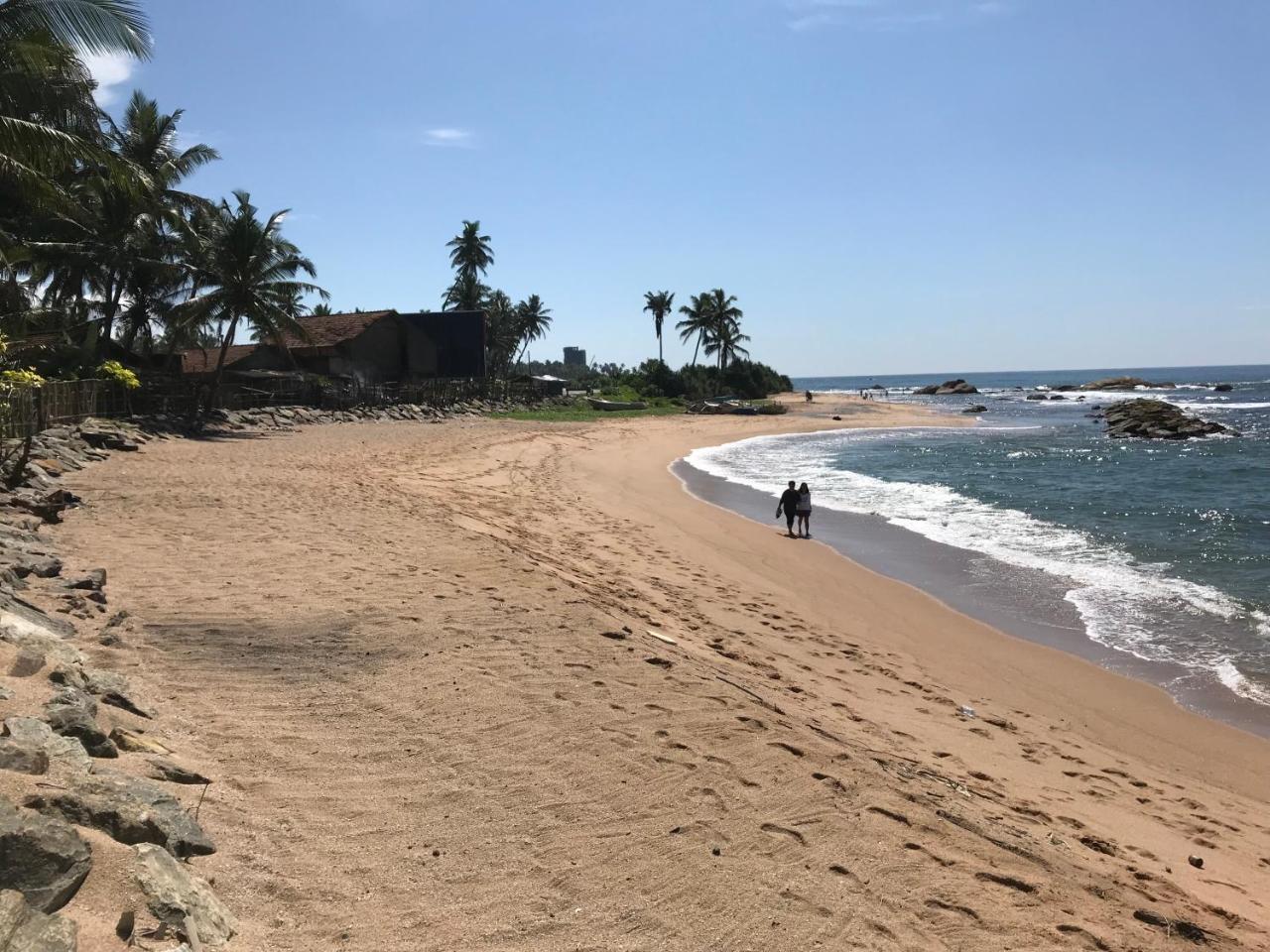 Hotel Beach Rip Rap Cabana And Guest Galle Exterior foto